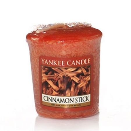 Lumanare Parfumata Votive Cinnamon Stick, Yankee Candle